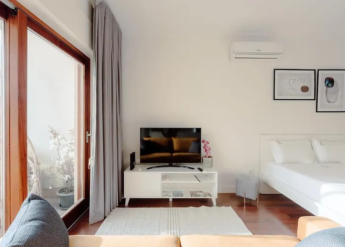 Daire Almada 516 By Best2stay